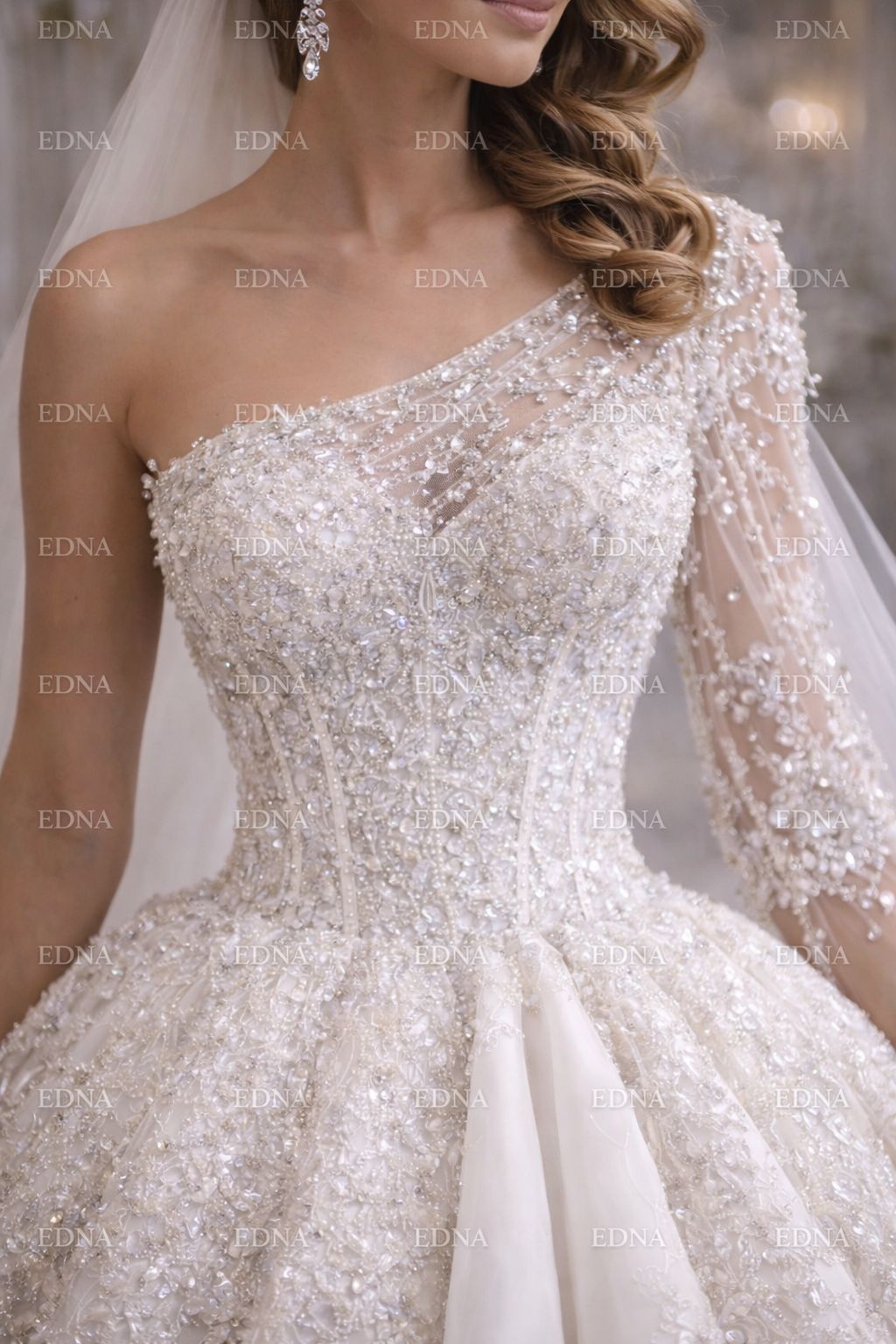 Wedding gown embodies modern royalty and haute craftsmanship