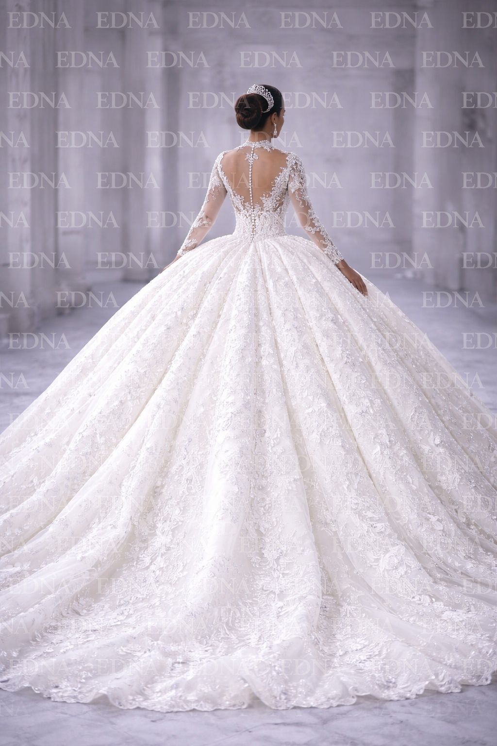 Blanche Neige Couture Gown